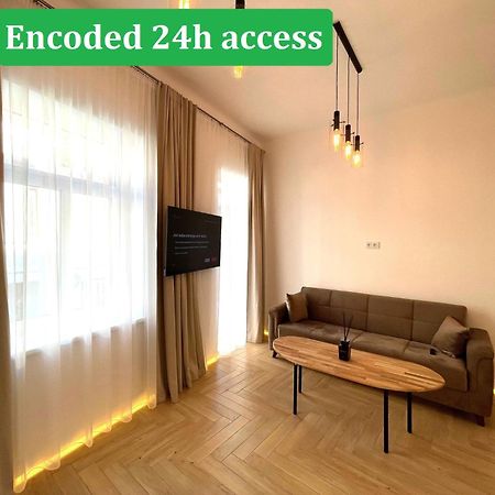 Picturesque Old Town Apartment With Charming Balcony Kaunas Kültér fotó